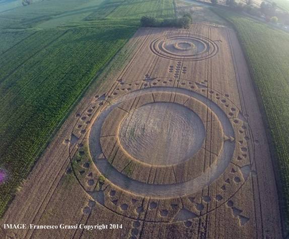 http://cropcircleconnector.com/2014/Marocchi/Marocchi2014a.jpg