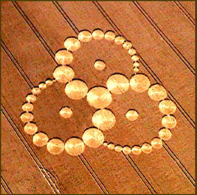 TrottescliffeThreeSpiralTWK.jpg (58228 bytes)
