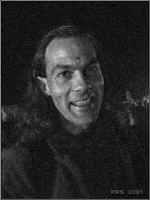AlexBonthrone.jpg (27101 bytes)
