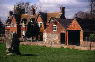 averedcottages.jpg (31078 bytes)