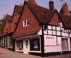 marlstreet7.jpg (34213 bytes)